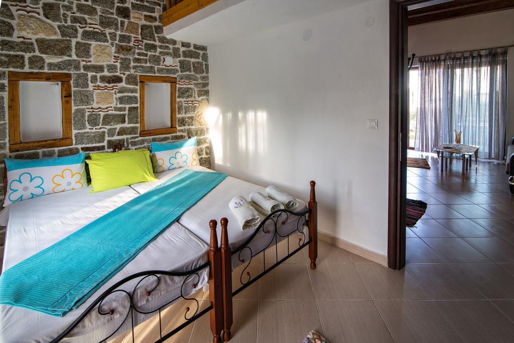Theano Apartments Sarti Exterior foto